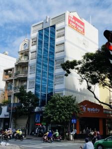 Mặt tiền #220A-#220C Nguyễn Đình Chiểu, P6, Q3