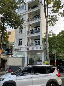 Bán nhà mặt tiền 93 Hoàng Sa, P.Đa Kao, Q.1