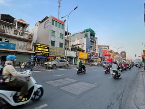 BÁN NHÀ MẶT TIỀN 128 HOÀNG VĂN THỤ