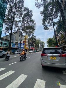 Bán nhà mặt tiền Trần Phú, Phường 8, Quận 5